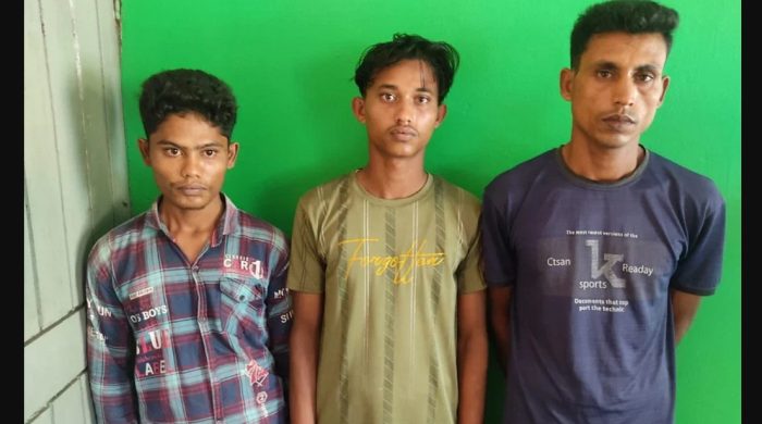 ভাসানচর থেকে পালিয়ে সন্দ্বীপে এসে ধরা পড়লো তিন রোহিঙ্গা