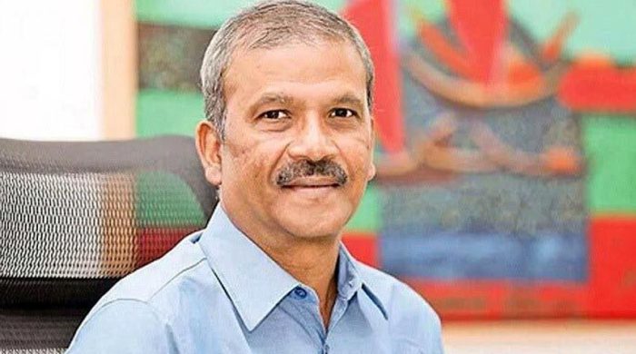 ভারতকে বুঝতে হবে, এটা শেখ হাসিনার বাংলাদেশ নয়। এই বাংলাদেশ স্বাধীন, সার্বভৌম ওআত্নমর্যাদাশীল। এই বাংলাদেশ নির্ভীক একটি তরুণ সম্প্রদায়ের। এবার ব্যক্তিগতভাবে এ ঘটনার কড়া প্রতিবাদ ও নিন্দা জানিয়েছেন আইন ও বিচার বিষয়ক উপদেষ্টা আসিফ নজরুল।